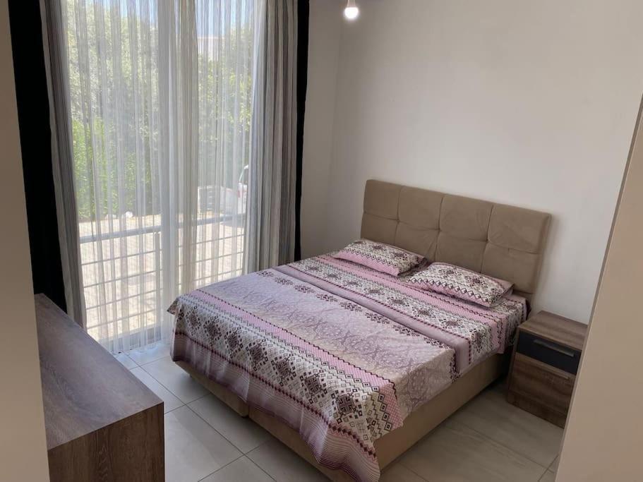 Girne/Zeytinlik 2+1 Muhtesem Terasli Daire Exteriér fotografie